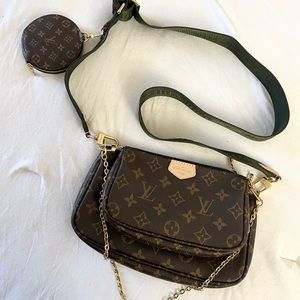Multi Pochette Accessoires Bag